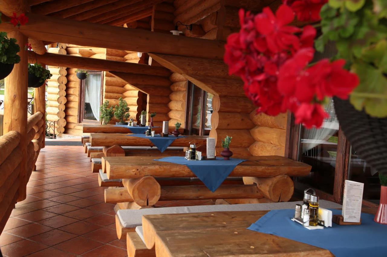 Szekelyfoeld Fogado Hotel Borzont ภายนอก รูปภาพ